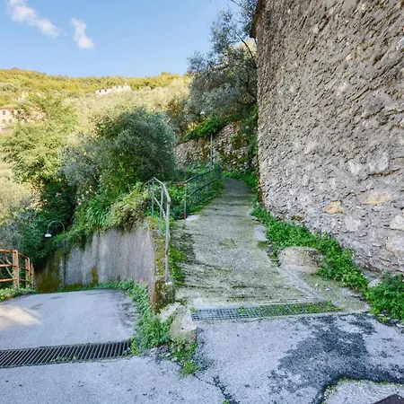 Awesome In With Wifi Bogliasco